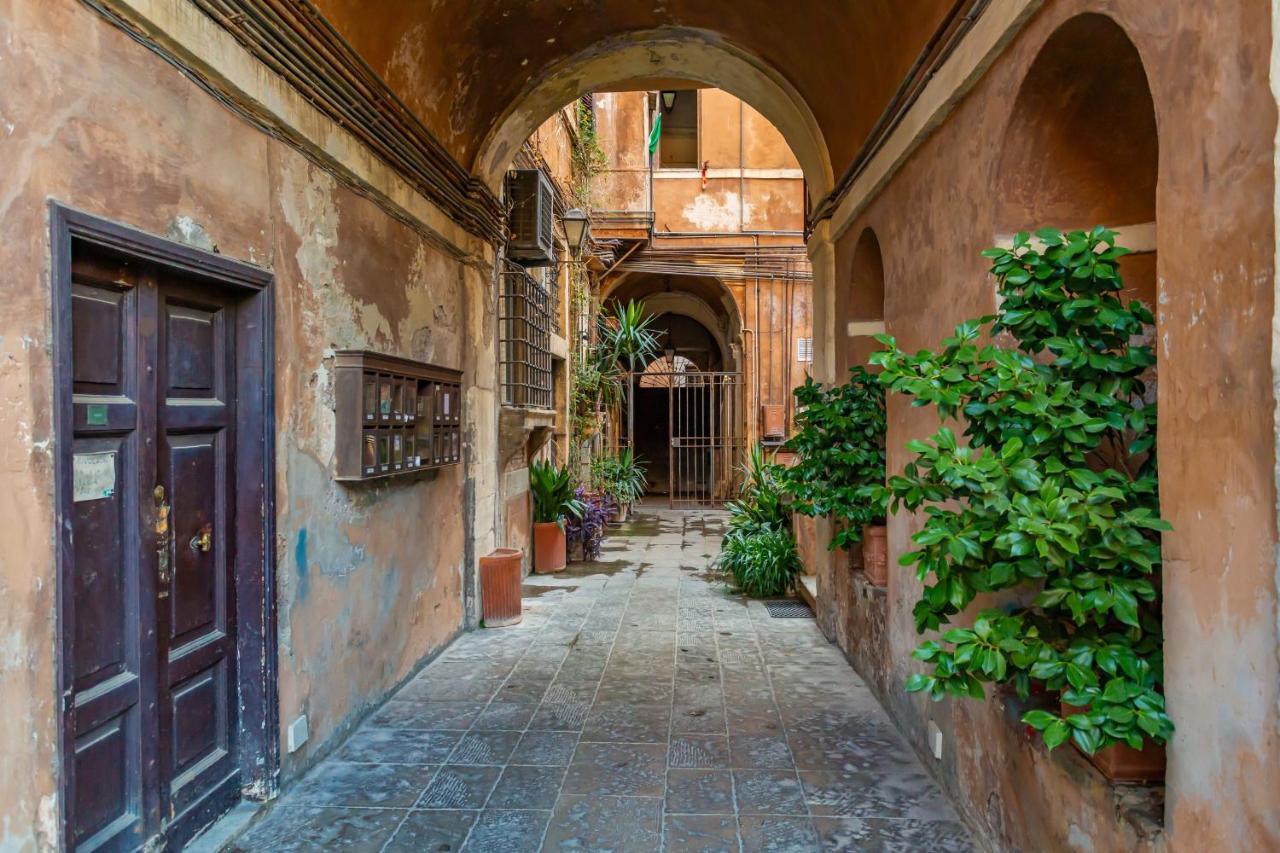 Apartamento Al Cortile Del Moro Roma Exterior foto