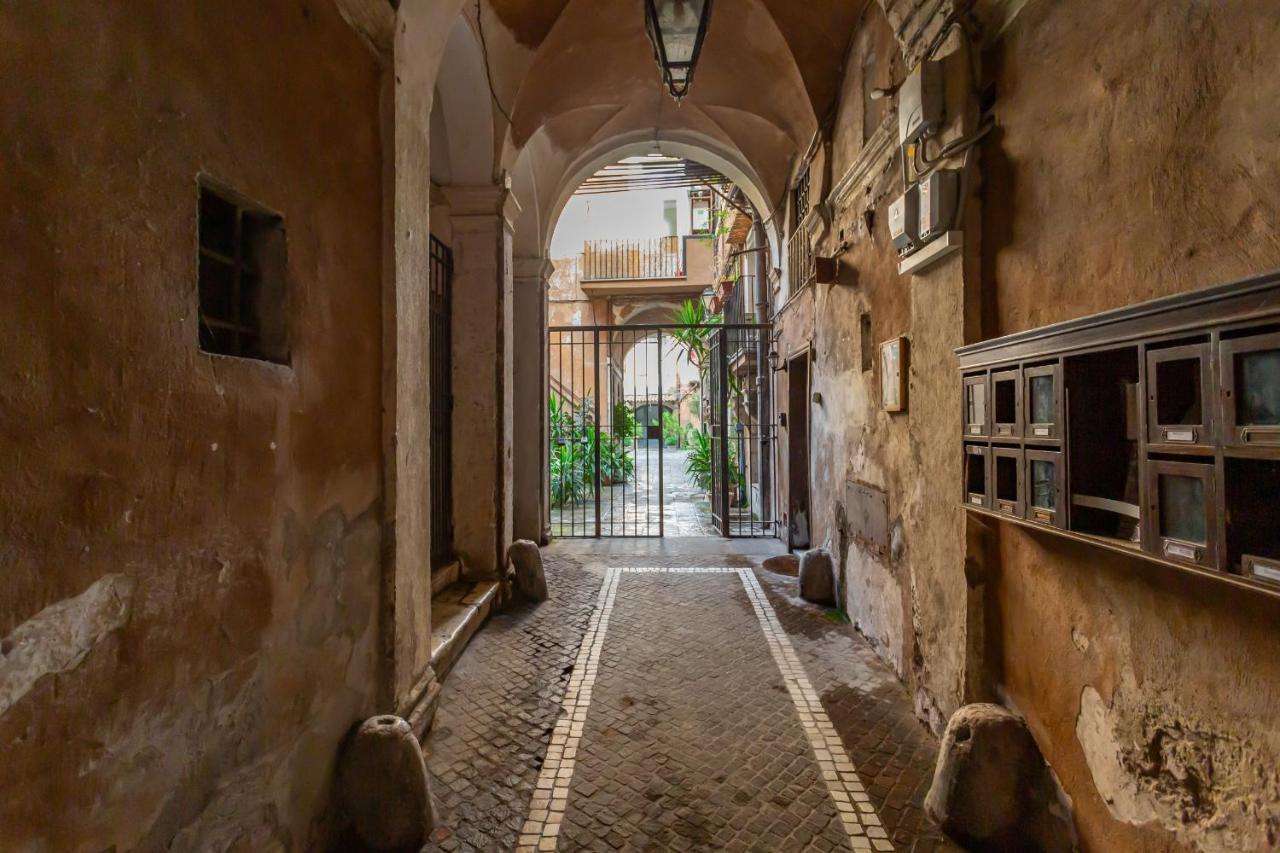 Apartamento Al Cortile Del Moro Roma Exterior foto