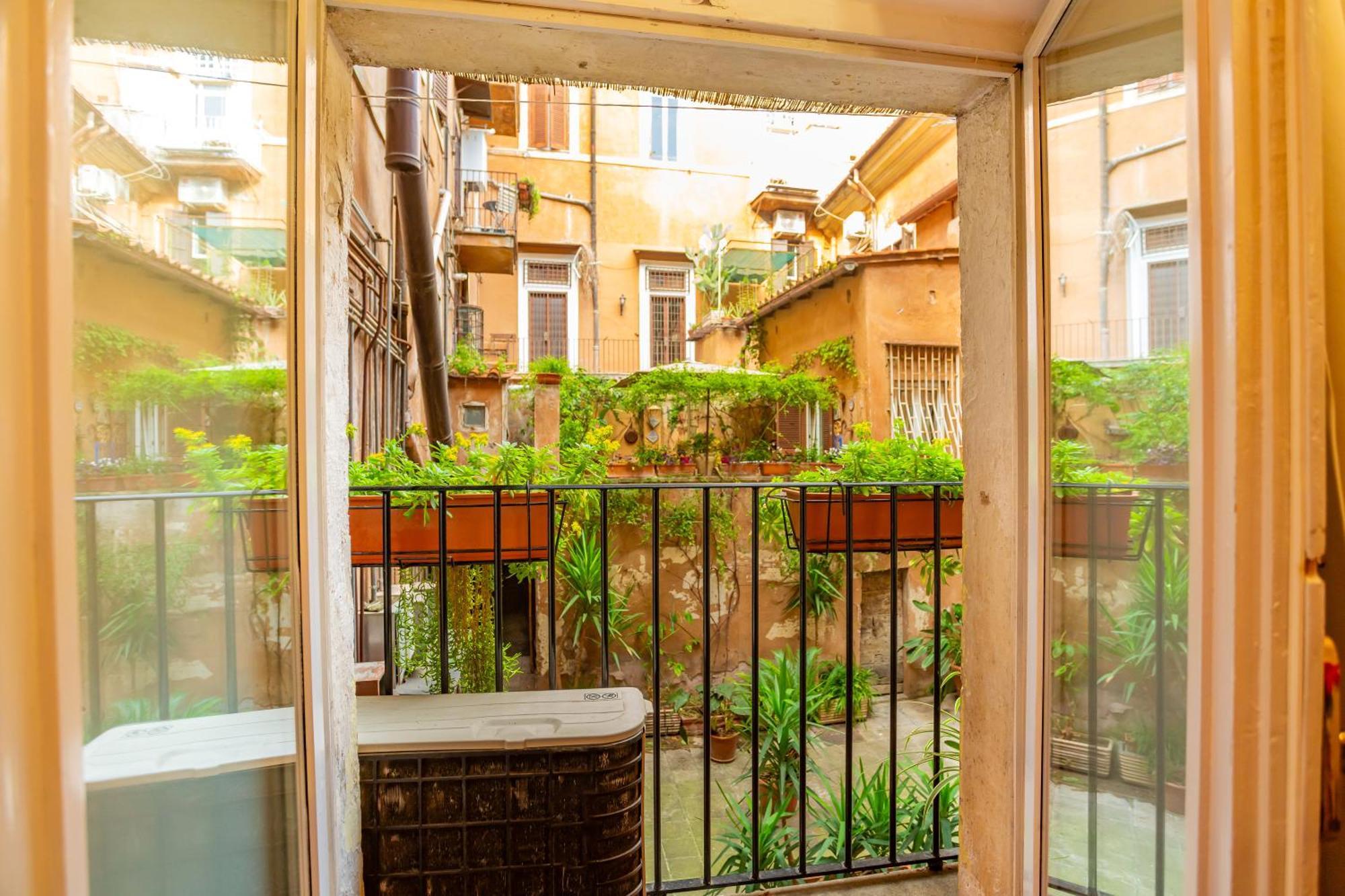 Apartamento Al Cortile Del Moro Roma Exterior foto